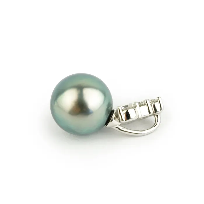 Kamoka Pearl Necklaces Silvery Blue Tahitian Pearl Diamond Asteria Pendant or Necklace on 14K White Gold