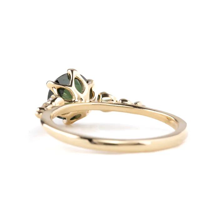 Envero Jewelry Rings Estel Fleur Six Prongs Ring 150ct Peacock Green Sapphire Sapphire 14k Yellow Gold One of a kind Envero Jewelry Rings Estel Fleur Six Prongs Ring 150ct Peacock Green Sapphire Sapphire 14k Yellow Gold One of a kind