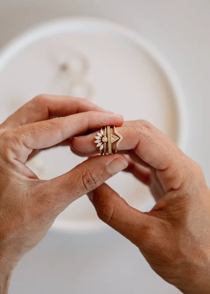 JaxKelly Gold Rings Lambda PreStyled Sets