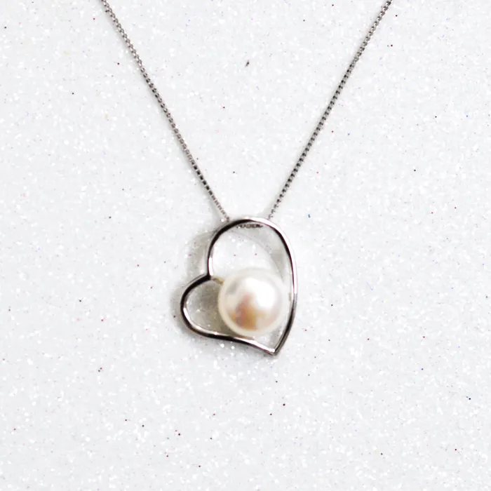 Necklaces Mystic Flavia Natural Pearl au Heart Pendant Silver Necklace