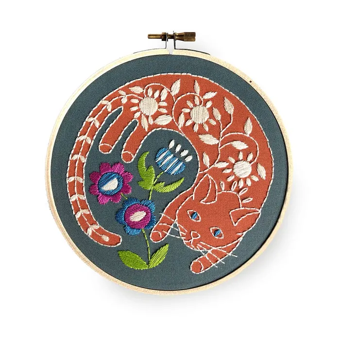 Necklaces Rikrack Garden Cat Embroidery Kit
