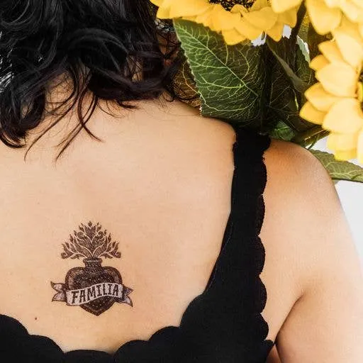 Necklaces Tattly Familia Heart Tattoo Pair