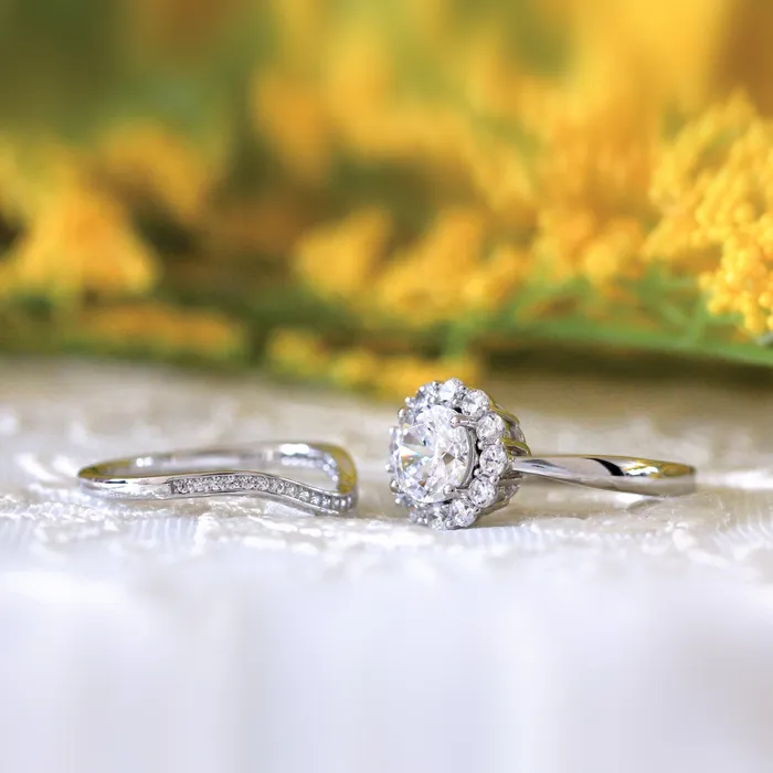 Shineofdiamond Round Cut Halo Floral Bridal Set Ring in Sterling Silver Rings Shineofdiamond Round Cut Halo Floral Bridal Set Ring in Sterling Silver Rings