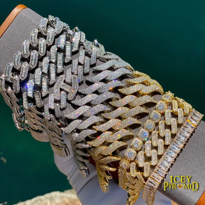 Bracelets BAGUETTE 18MM Baguette Box Clasp Iced Out Diamond Bracelet