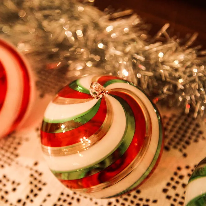 Christmas Glass bauble Six colors selection MuranoVItrum Necklaces