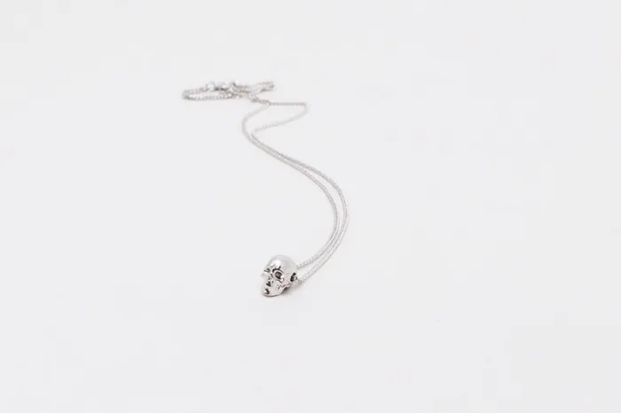 Collar Cadena Craneo Mini Plata MARIA MARISCAL Earrings
