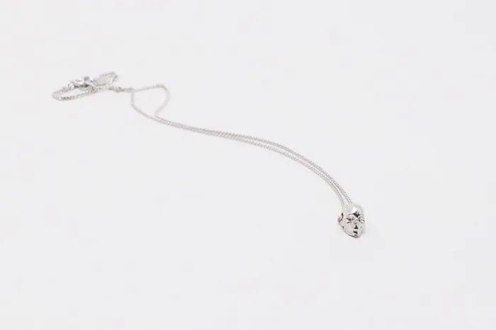 Collar Cadena Craneo Mini Plata MARIA MARISCAL Earrings