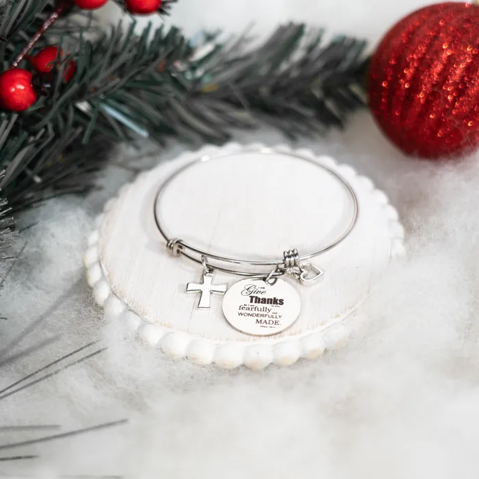 Forever Truth I Will Give Thanks Wire Charm Bracelet Bracelets