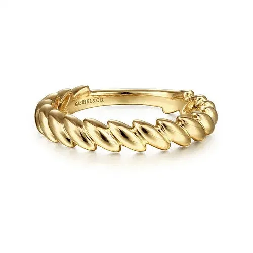 GABRIEL CO Rings 14K Yellow Gold Tilted Leaf Ring