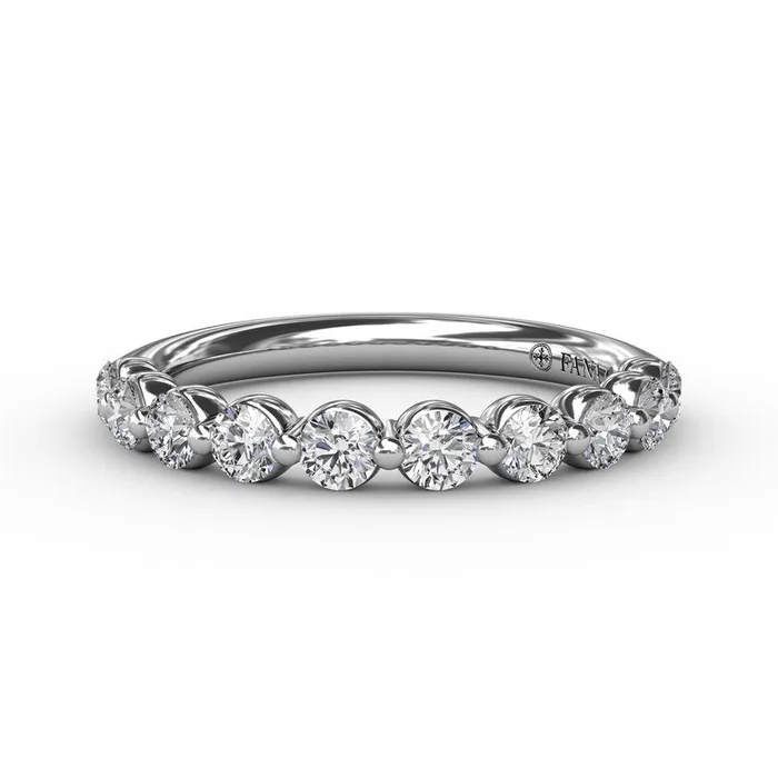 Rings FANA Single Prong Set Anniversary Band