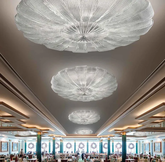 Spicchi Overlap Ceiling Lamp GLASS AND GLASS Earrings