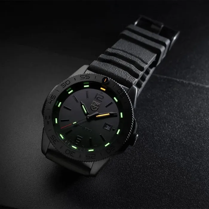 Watches Pacific Diver Dive Watch 44 mm LUMONDI INC